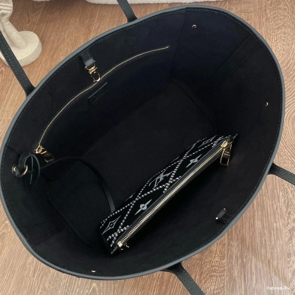 VUITTON MM NEVERFULL LOUIS 0203